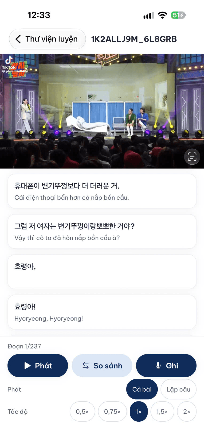 Màn Luyện nói với video ở trên và danh sách từng câu song ngữ ở dưới kèm nút phát từng câu